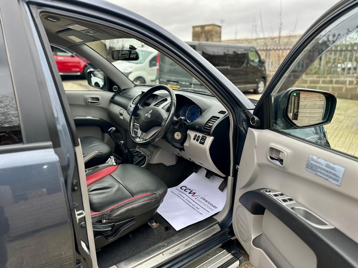 Used Mitsubishi L200 2010 for sale - 77647233: Photo 12