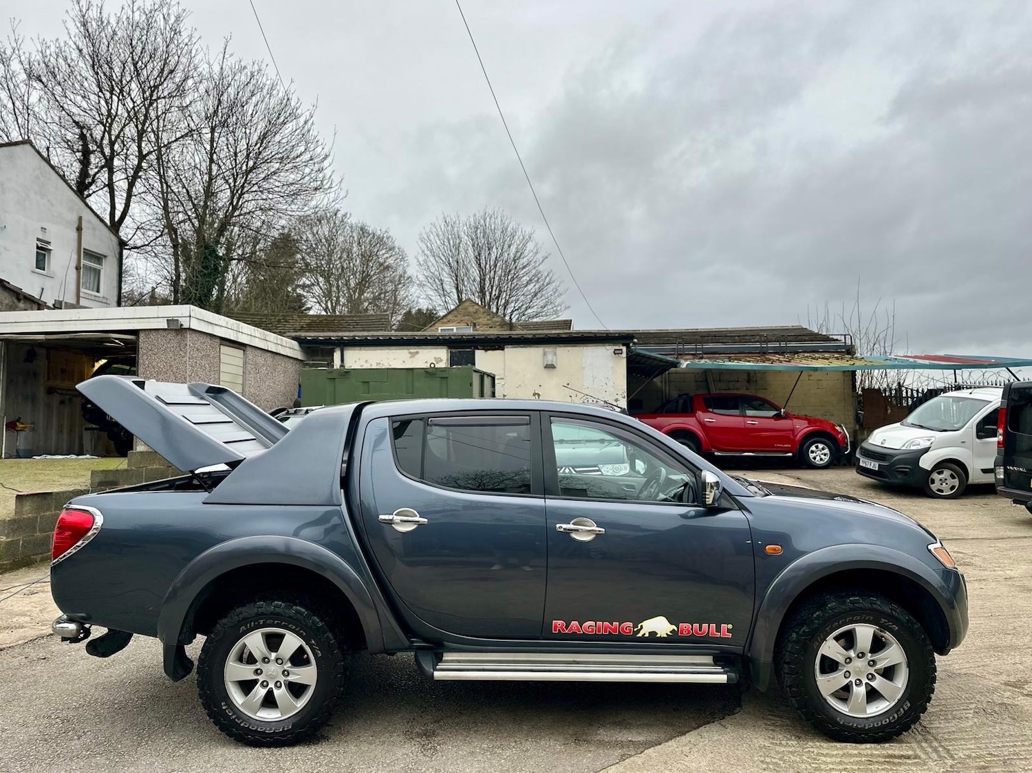 Used Mitsubishi L200 2010 for sale - 77647233: Photo 9