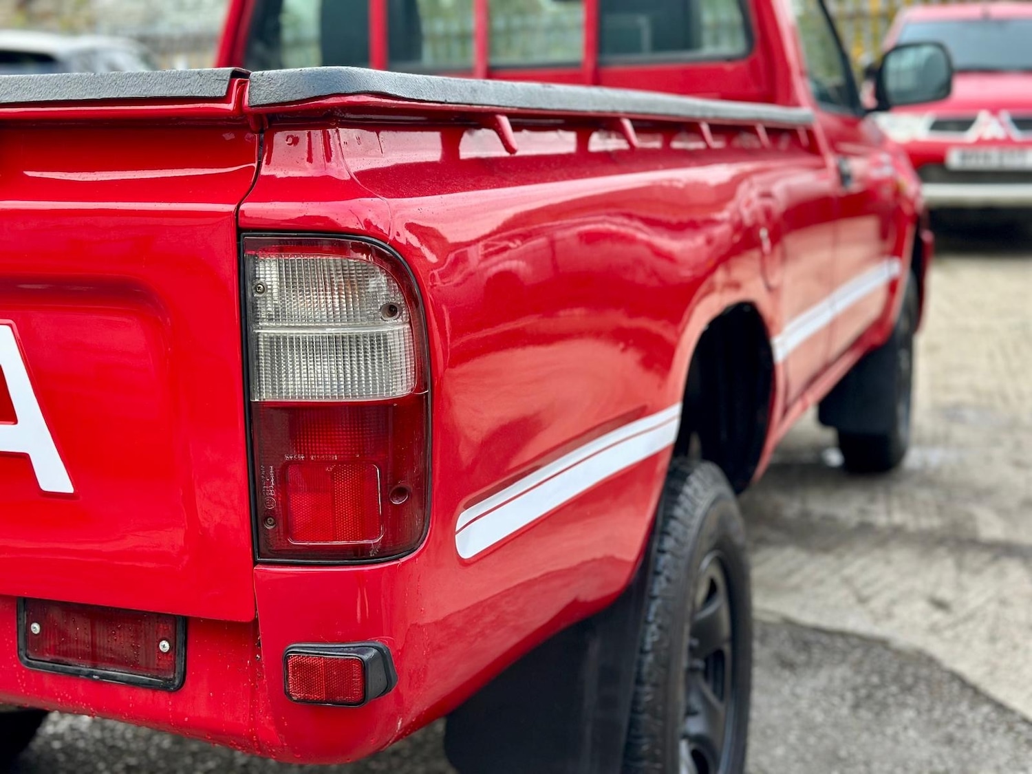 Used Toyota Hilux 2002 for sale - 76562572: Photo 18