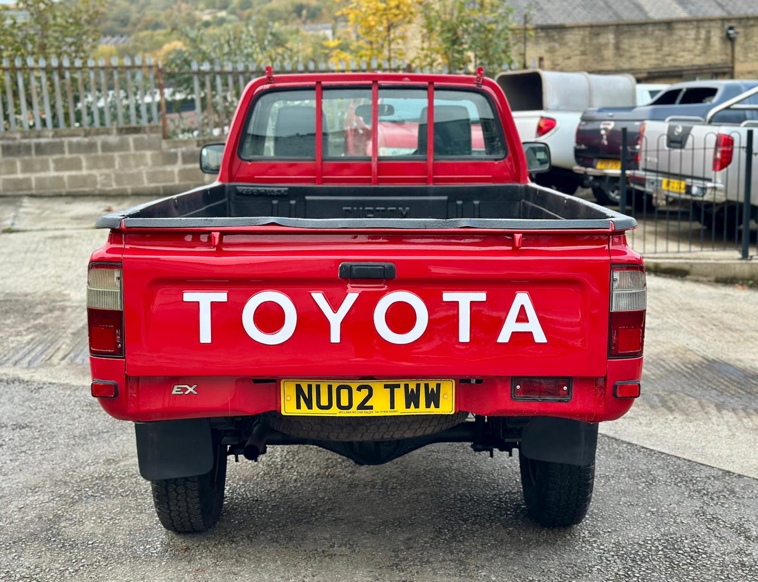 Used Toyota Hilux 2002 for sale - 76562572: Photo 24