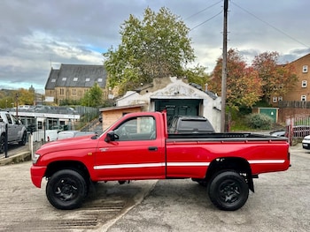 Used Toyota Hilux 2002 for sale - 76562572: Photo