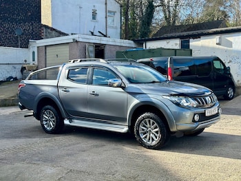 Used Mitsubishi L200 2018 for sale - 77889979: Photo