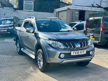 Used Mitsubishi L200 2018 for sale - 77889979: Photo