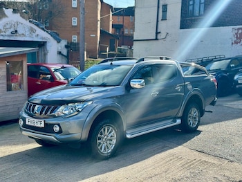 Used Mitsubishi L200 2018 for sale - 77889979: Photo