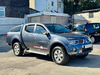 Mitsubishi - L200