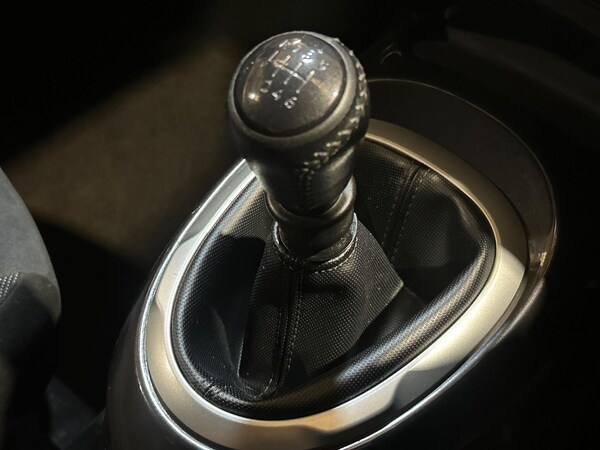 Used Nissan Juke 2015 for sale - 75539869: Photo 35