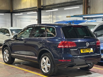 Used Volkswagen Touareg 2011 for sale - 75247490: Photo