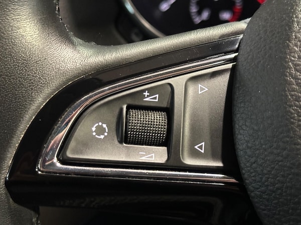 Used Skoda Yeti 2017 for sale - 75757175: Photo 37