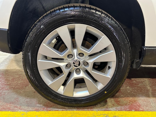 Used Skoda Yeti 2017 for sale - 75757175: Photo 9