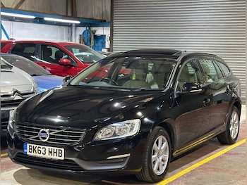 Used Volvo V60 2013 for sale - 75624060: Photo