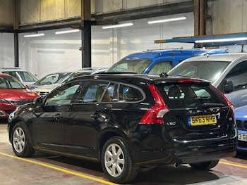 Used Volvo V60 2013 for sale - 75624060: Photo