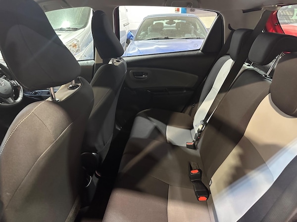 Used Toyota Yaris 2017 for sale - 75623054: Photo 24