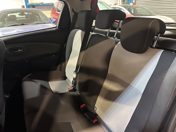 Used Toyota Yaris 2017 for sale - 75623054: Photo 25