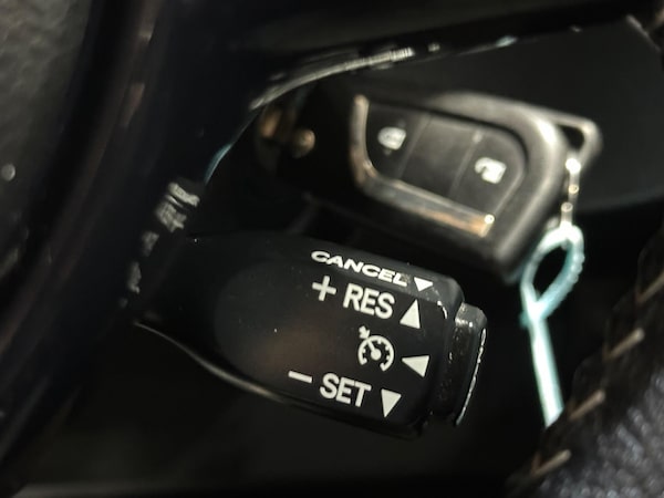 Used Toyota Yaris 2017 for sale - 75623054: Photo 36