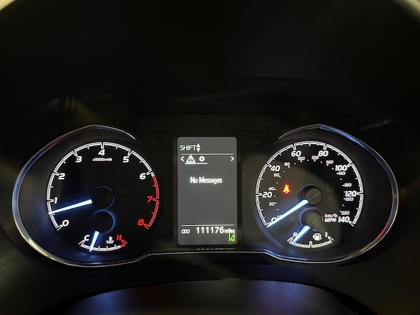 Used Toyota Yaris 2017 for sale - 75623054: Photo 53