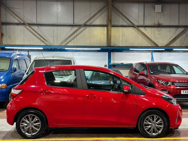 Used Toyota Yaris 2017 for sale - 75623054: Photo 8