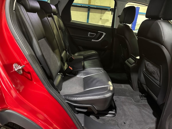 Used Land Rover Discovery Sport 2016 for sale - 74564483: Photo 17