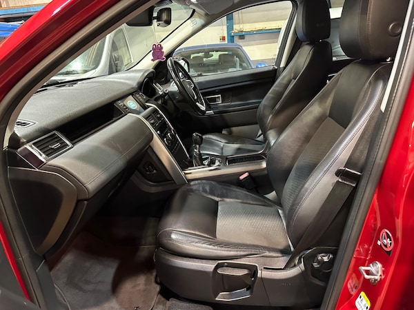 Used Land Rover Discovery Sport 2016 for sale - 74564483: Photo 40