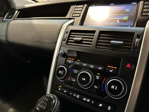 Used Land Rover Discovery Sport 2016 for sale - 74564483: Photo 42