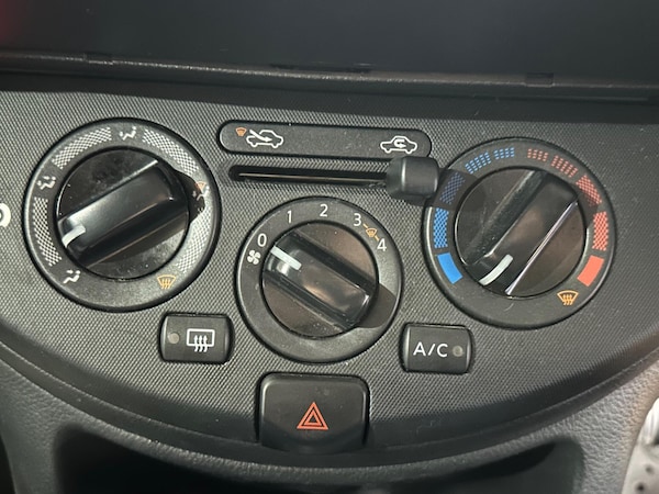 Used Nissan Note 2009 for sale - 75552060: Photo 31