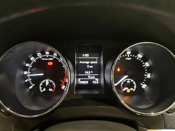 Used Skoda Yeti 2015 for sale - 75246196: Photo 43