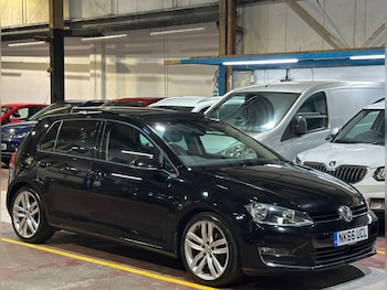 Volkswagen - Golf