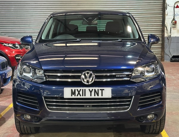 Used Volkswagen Touareg 2021 for sale - 76282852: Photo 2