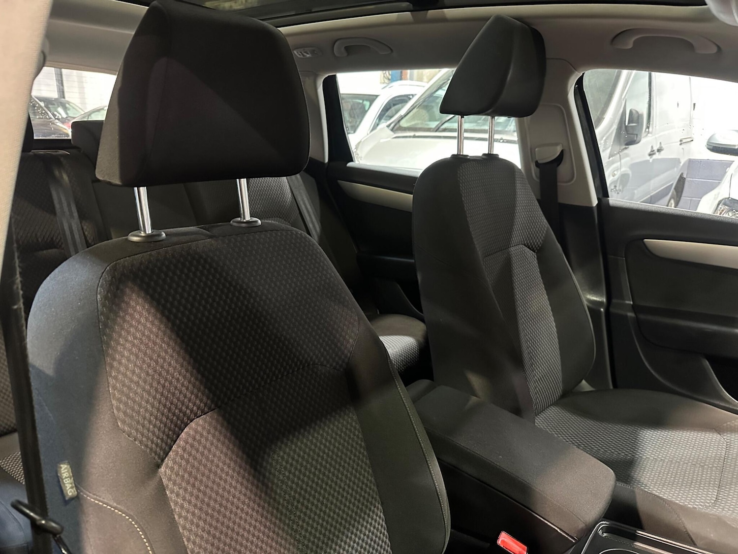 Used Volkswagen Passat 2010 for sale - 76151289: Photo 14