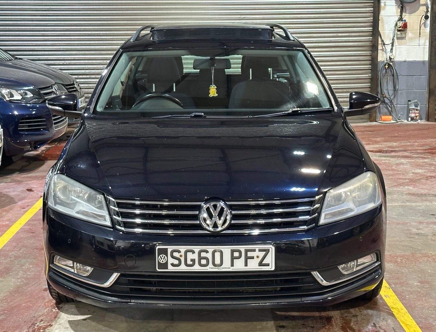 Used Volkswagen Passat 2010 for sale - 76151289: Photo 2