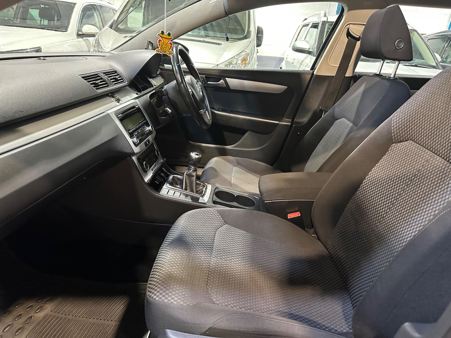 Used Volkswagen Passat 2010 for sale - 76151289: Photo 21