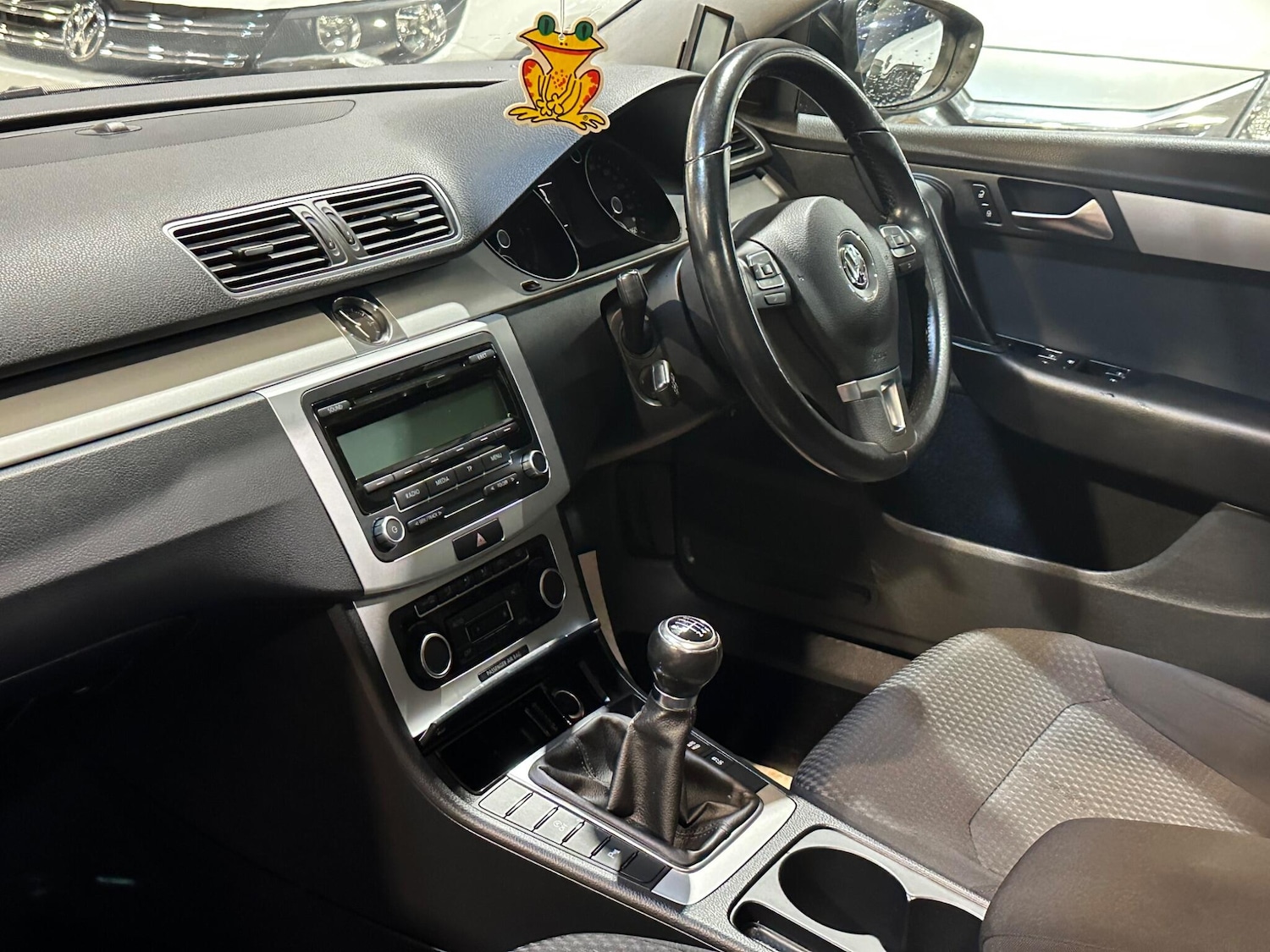 Used Volkswagen Passat 2010 for sale - 76151289: Photo 23