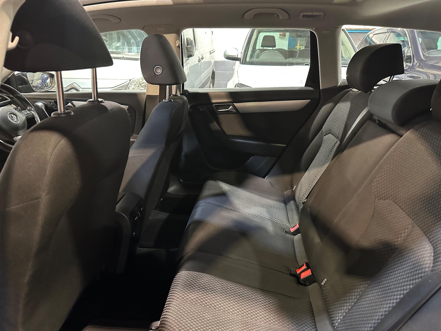 Used Volkswagen Passat 2010 for sale - 76151289: Photo 24