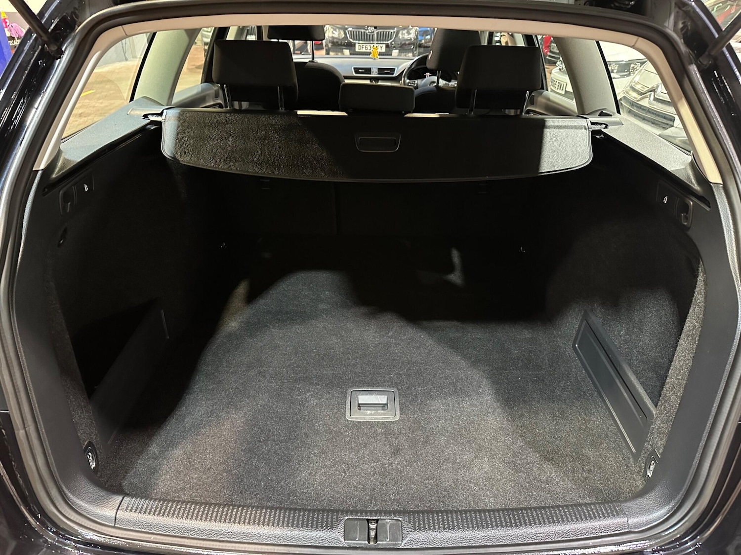 Used Volkswagen Passat 2010 for sale - 76151289: Photo 27
