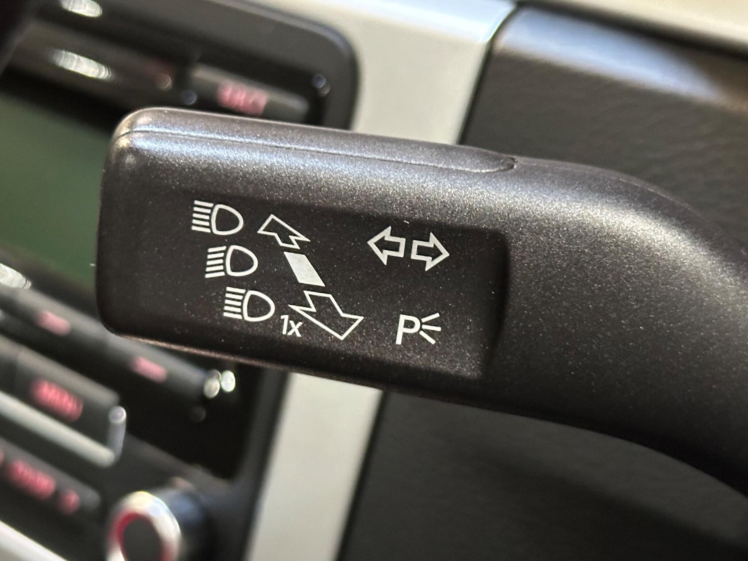 Used Volkswagen Passat 2010 for sale - 76151289: Photo 34