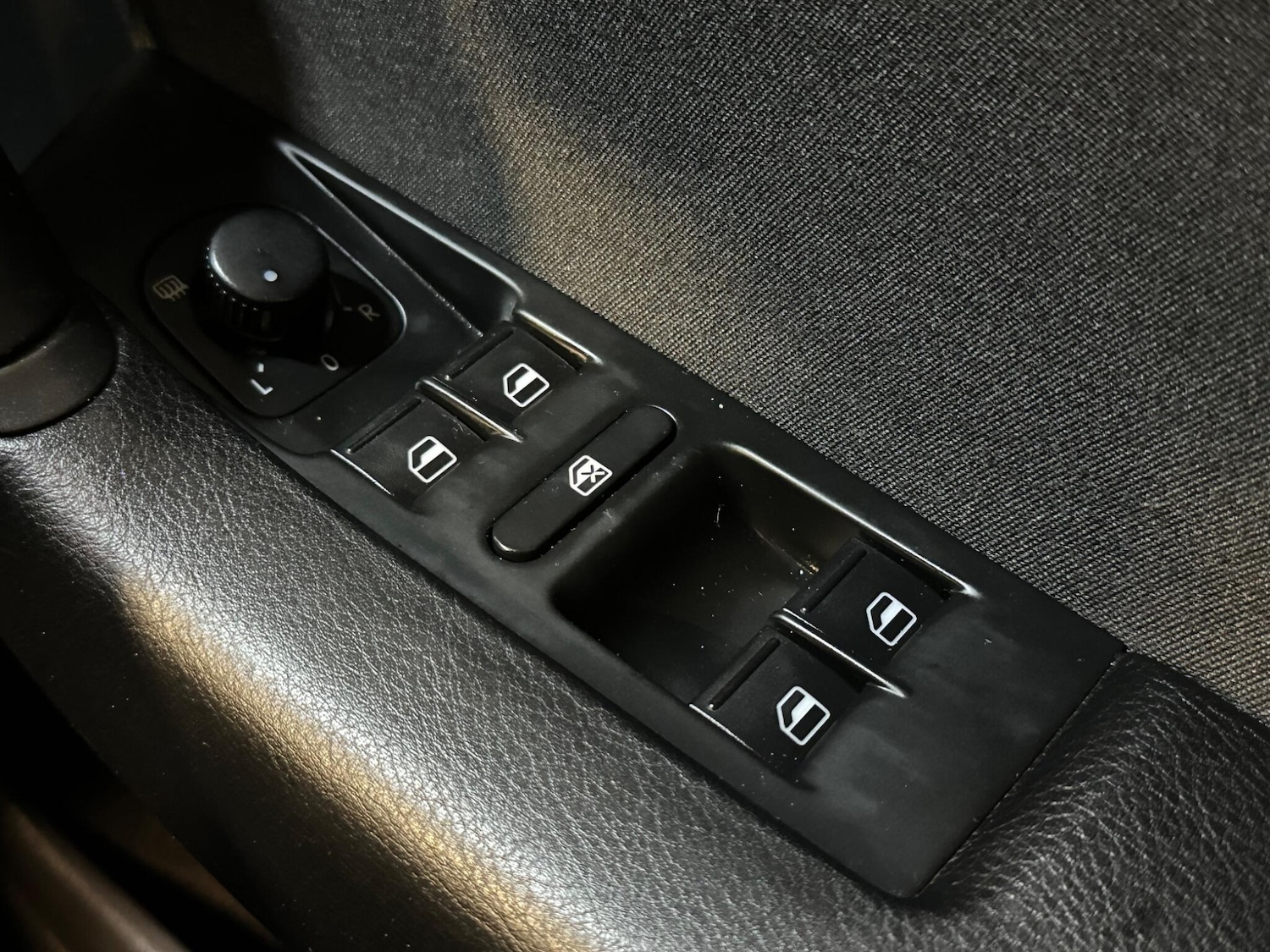 Used Volkswagen Passat 2010 for sale - 76151289: Photo 40