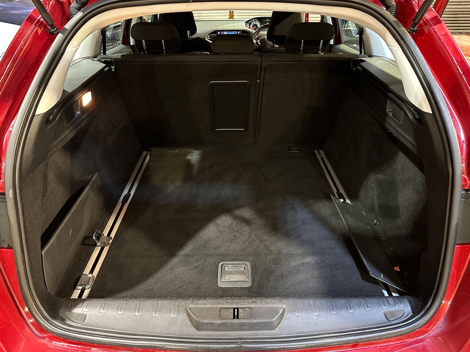 Used Peugeot 308 2015 for sale - 76152009: Photo 19