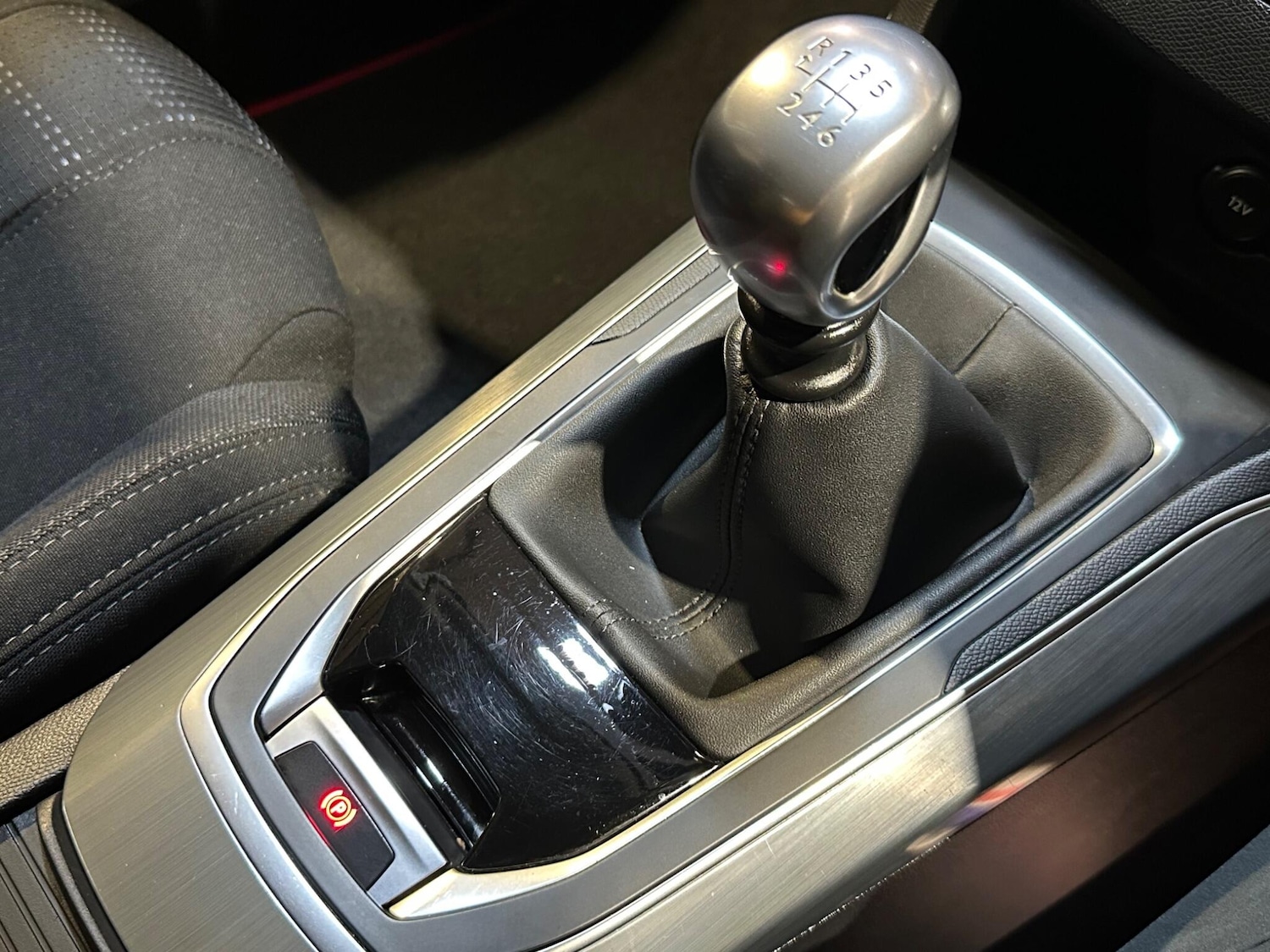 Used Peugeot 308 2015 for sale - 76152009: Photo 36