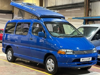 Used Toyota HiAce 2004 for sale - 76020315: Photo