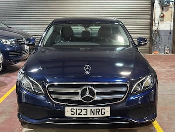 Used Mercedes-Benz E Class 2018 for sale - 76226179: Photo 2