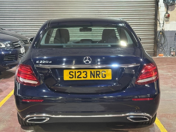 Used Mercedes-Benz E Class 2018 for sale - 76226179: Photo 7