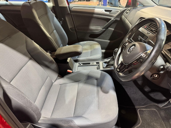 Used Volkswagen Golf 2016 for sale - 76059786: Photo 9