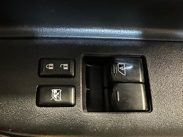 Used Nissan Micra 2012 for sale - 76158543: Photo 13