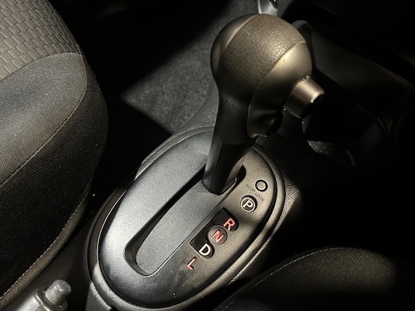 Used Nissan Micra 2012 for sale - 76158543: Photo 9