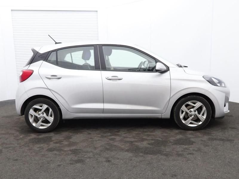 Used Hyundai i10 2022 for sale - 76386388: Photo 2