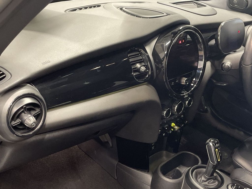 Used MINI Electric Hatch 2021 for sale - 76686440: Photo 16