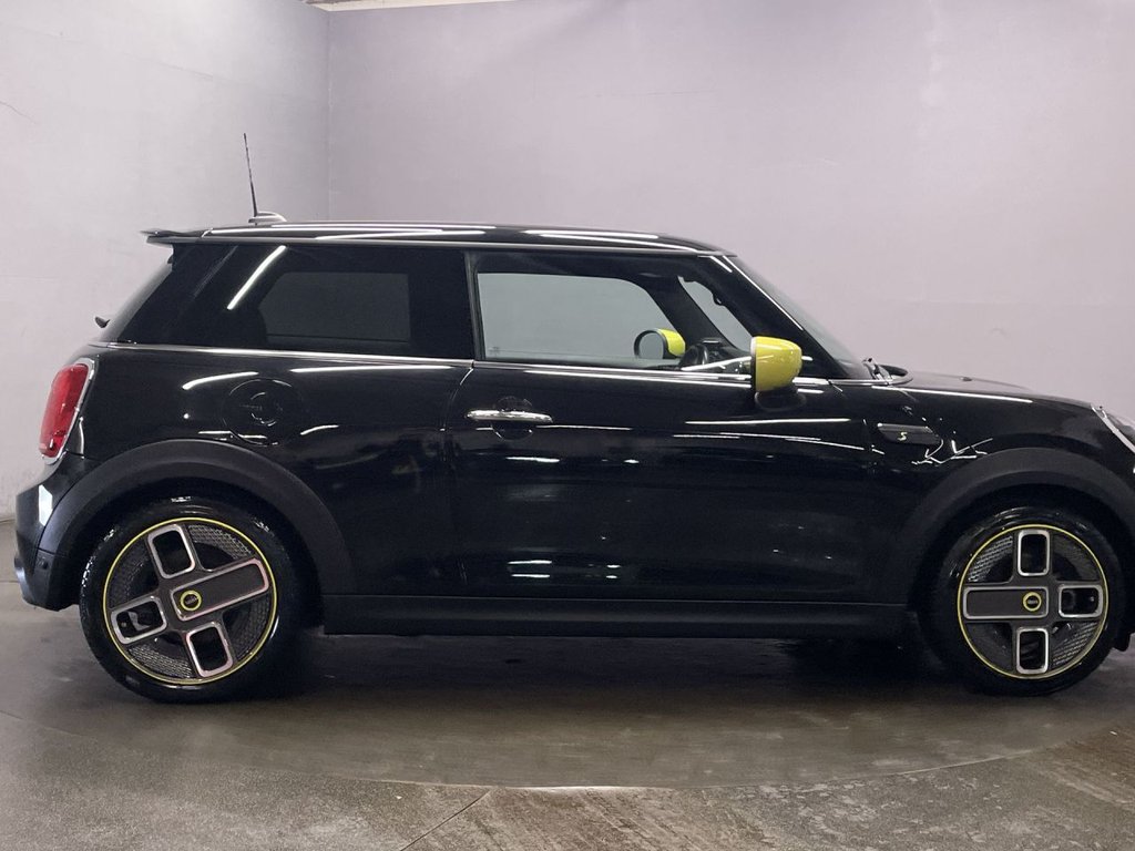 Used MINI Electric Hatch 2021 for sale - 76686440: Photo 9
