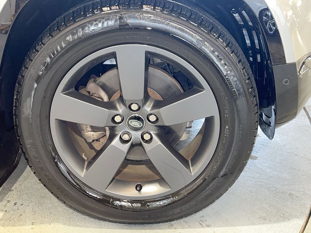 Used Land Rover Defender 2022 for sale - 76539679: Photo 10