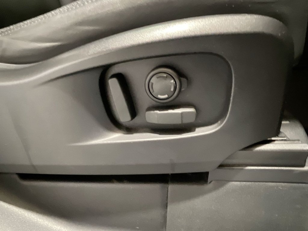 Used Land Rover Defender 2022 for sale - 76539679: Photo 6