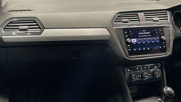 Used Volkswagen Tiguan 2019 for sale - 76105649: Photo 16