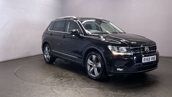 Used Volkswagen Tiguan 2019 for sale - 76105649: Photo 2